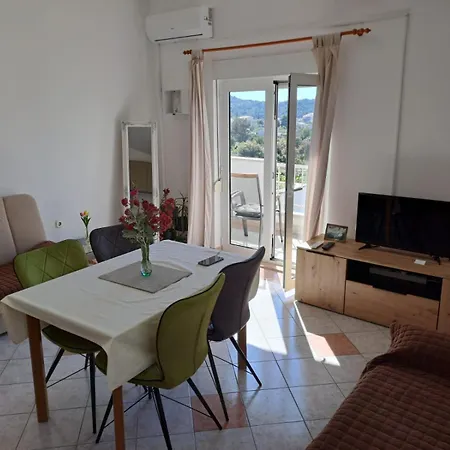 Bellus Apartment Razanj